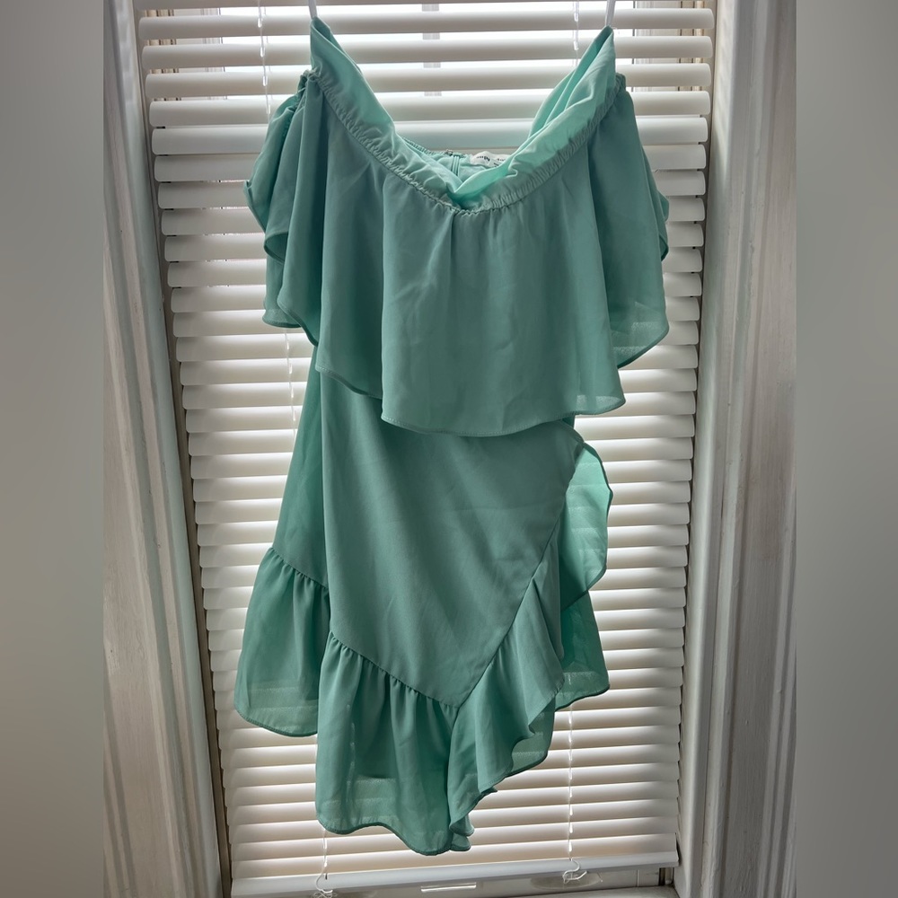 superdown - Jolene Ruffle Wrap Dress - Picture 3 of 6
